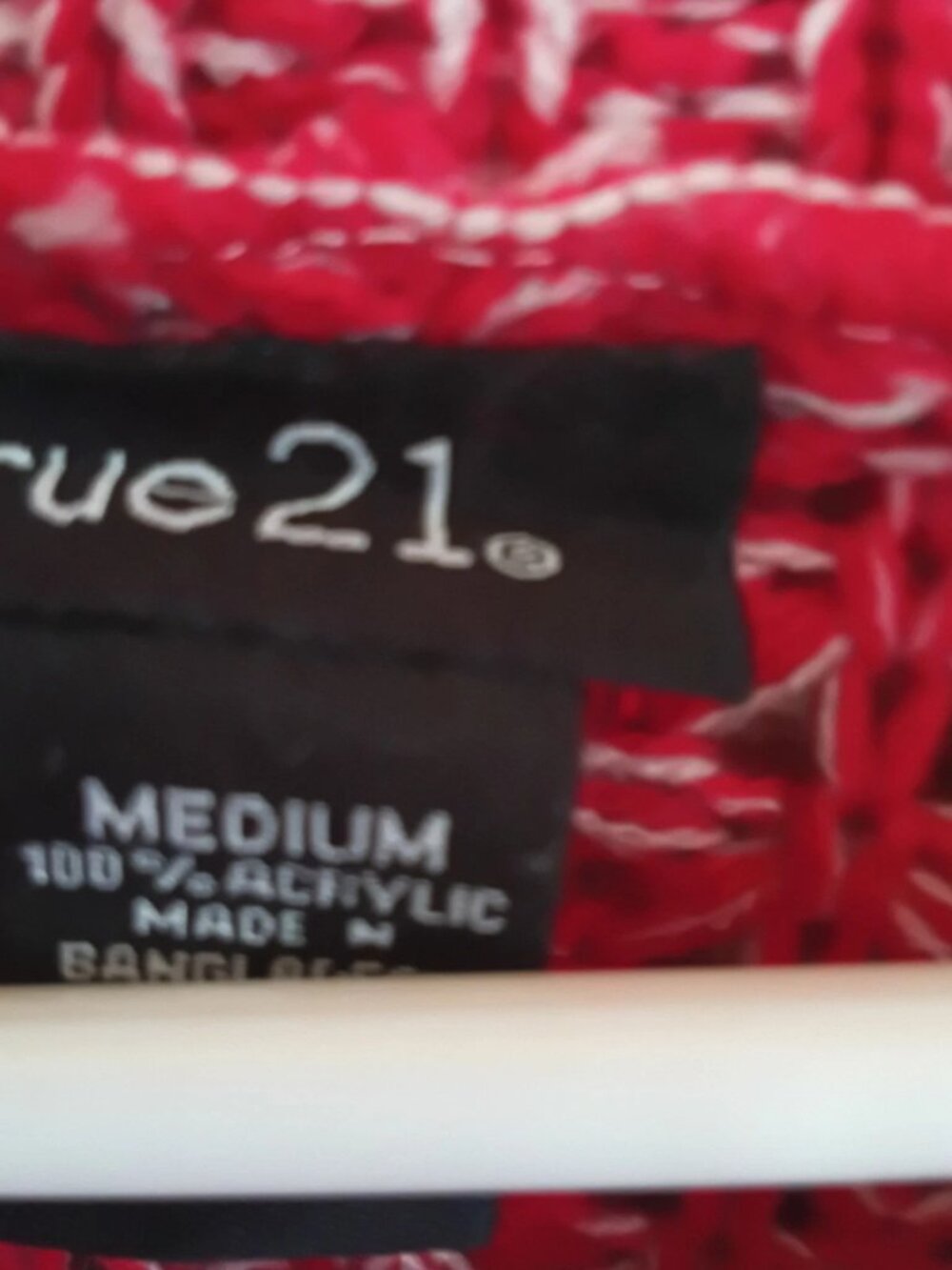 Rue21 Women’s Medium Red White Marled Knit Cowl Neck Sweater - Picture 3 of 4